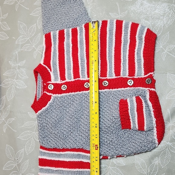 Childrens Knitted Sweater and Hat - Picture 8 of 14